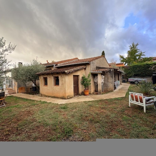  AIGUES-VIVES IMMO : Maison / Villa | GALLARGUES-LE-MONTUEUX (30660) | 75 m2 | 1 580 € 