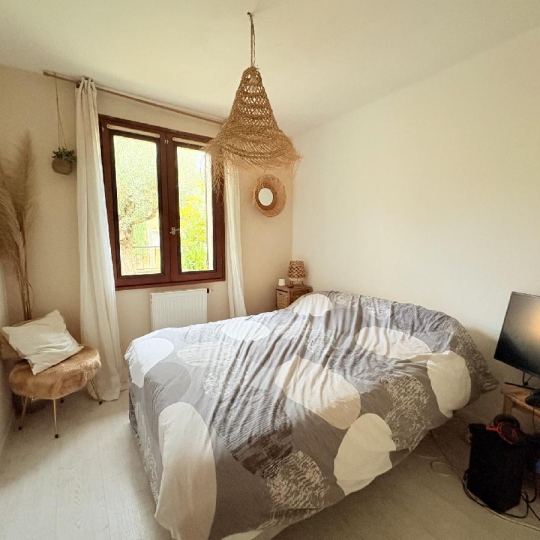  AIGUES-VIVES IMMO : Maison / Villa | GALLARGUES-LE-MONTUEUX (30660) | 75 m2 | 1 580 € 