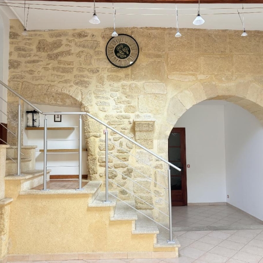  AIGUES-VIVES IMMO : Maison / Villa | AIGUES-VIVES (30670) | 81 m2 | 915 &euro; 