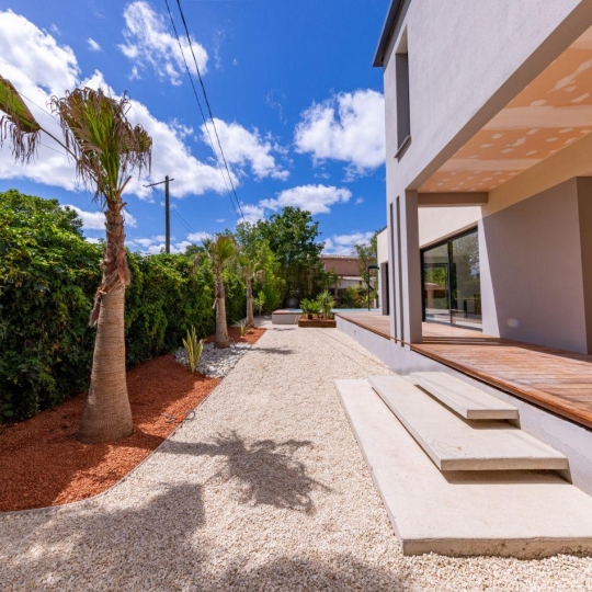  AIGUES-VIVES IMMO : House | AIGUES-VIVES (30670) | 172 m2 | 799 000 &euro; 