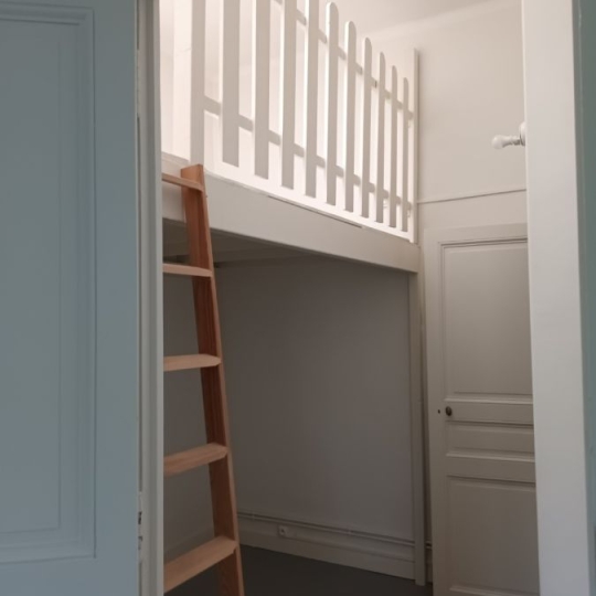 Annonces VAUNAGE : Appartement | NIMES (30900) | 107 m2 | 930 &euro; 
