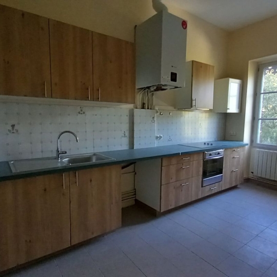  Annonces VAUNAGE : Appartement | NIMES (30900) | 107 m2 | 930 &euro; 