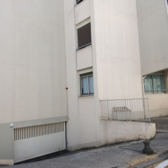  Annonces VAUNAGE : Garage / Parking | NIMES (30900) | 0 m2 | 40 &euro; 