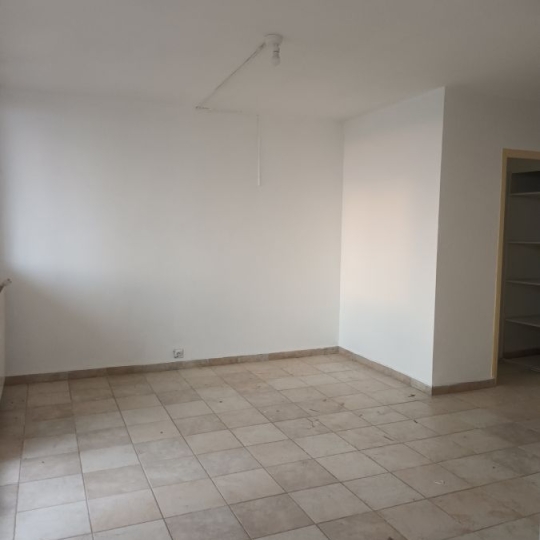  Annonces VAUNAGE : Appartement | NIMES (30900) | 64 m2 | 651 &euro; 