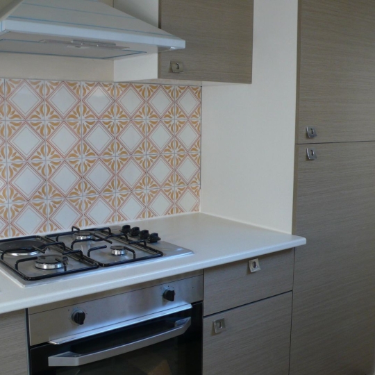  Annonces VAUNAGE : Appartement | NIMES (30900) | 40 m2 | 466 &euro; 