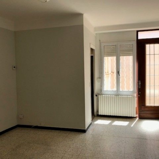  Annonces VAUNAGE : Appartement | NIMES (30900) | 40 m2 | 466 &euro; 
