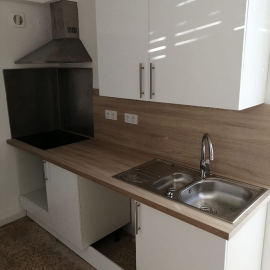  Annonces VAUNAGE : Appartement | NIMES (30900) | 64 m2 | 577 &euro; 