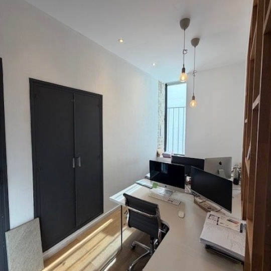  Annonces VAUNAGE : Autres | NIMES (30900) | 78 m2 | 1 600 &euro; 