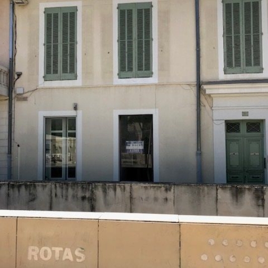  Annonces VAUNAGE : Local / Bureau | NIMES (30900) | 45 m2 | 803 &euro; 
