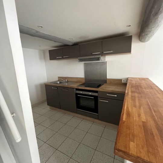 Annonces VAUNAGE : Appartement | NIMES (30900) | 50.74m2 | 585 € 