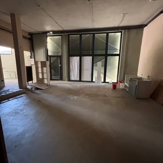  Annonces VAUNAGE : Local / Bureau | NIMES (30900) | 276 m2 | 2 500 &euro; 