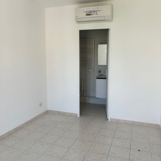  Annonces VAUNAGE : Appartement | NIMES (30900) | 36 m2 | 565 &euro; 