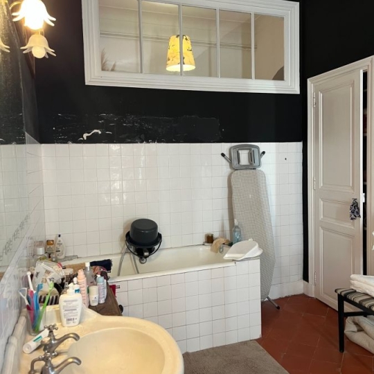  Annonces VAUNAGE : Apartment | NIMES (30900) | 120 m2 | 930 &euro; 