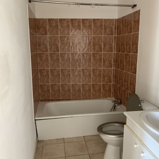  Annonces VAUNAGE : Appartement | NIMES (30900) | 35 m2 | 483 &euro; 