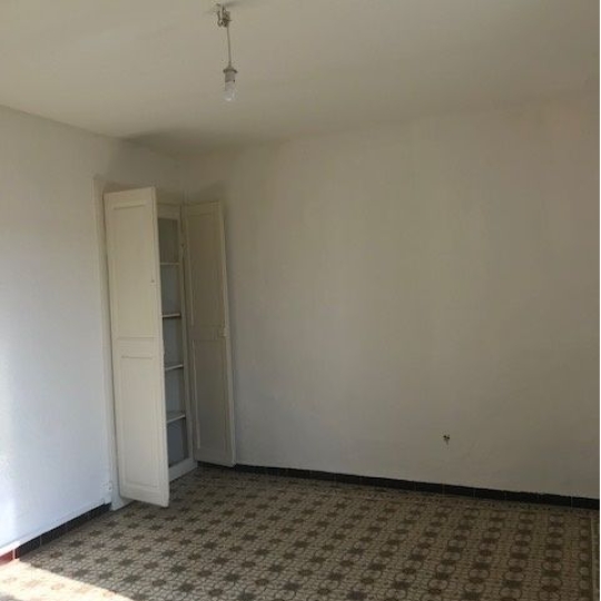  Annonces VAUNAGE : Appartement | MILHAUD (30540) | 55 m2 | 519 &euro; 