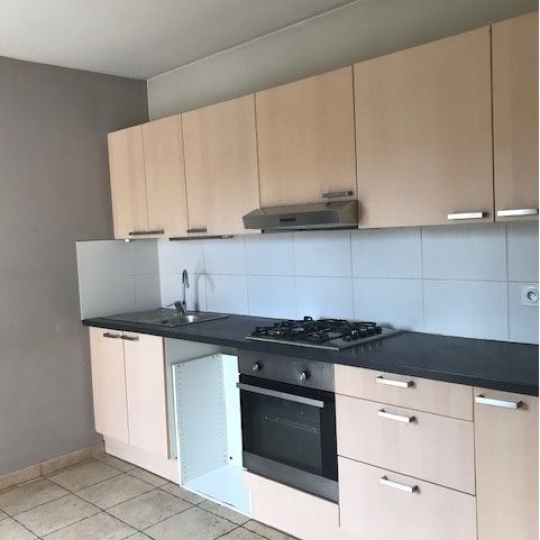  Annonces VAUNAGE : Maison / Villa | NIMES (30900) | 73 m2 | 1 019 &euro; 