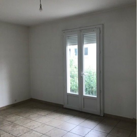  Annonces VAUNAGE : Maison / Villa | NIMES (30900) | 73 m2 | 1 019 &euro; 