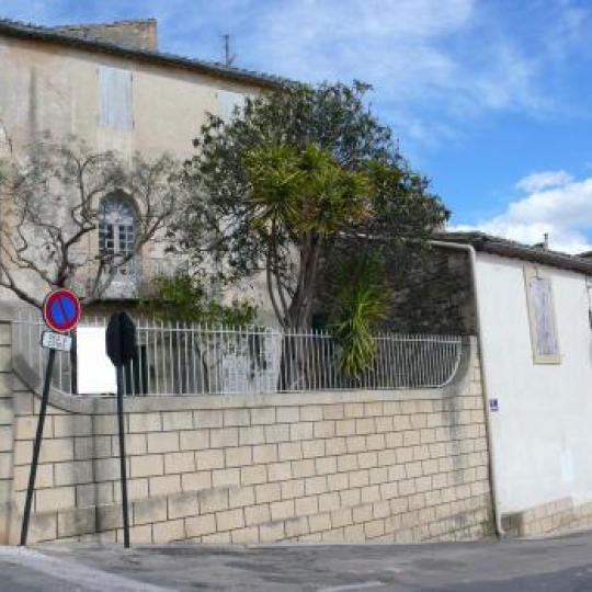  AIGUES-VIVES IMMO : House | GALLARGUES-LE-MONTUEUX (30660) | 200 m2 | 250 000 &euro; 