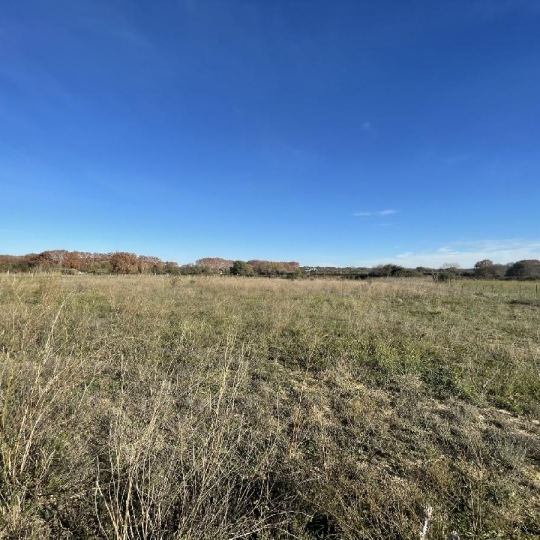  Annonces VAUNAGE : Terrain | AIMARGUES (30470) | 650 m2 | 99 900 &euro; 