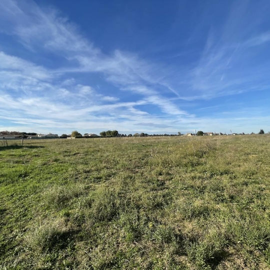  Annonces VAUNAGE : Terrain | GALLARGUES-LE-MONTUEUX (30660) | 642 m2 | 129 900 &euro; 