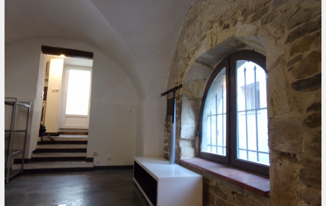 Annonces VAUNAGE : Appartement | NIMES (30900) | 45 m2 | 670 &euro; 
