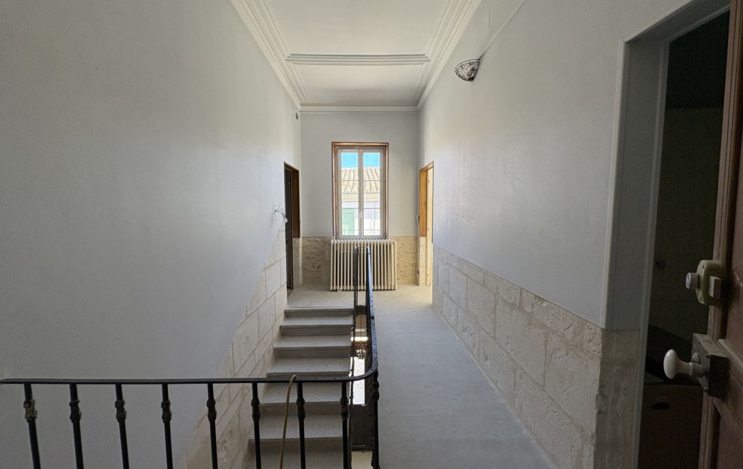 AIGUES-VIVES IMMO : Maison / Villa | REDESSAN (30129) | 130 m2 | 1 100 € 