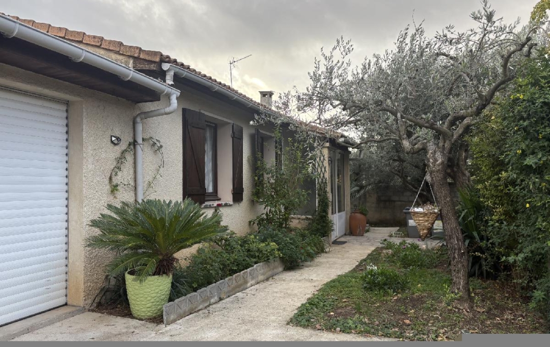 AIGUES-VIVES IMMO : Maison / Villa | GALLARGUES-LE-MONTUEUX (30660) | 75 m2 | 1 580 € 
