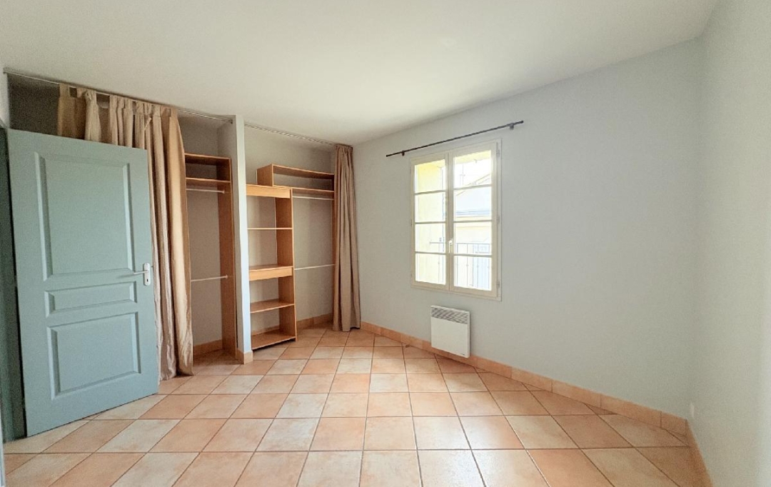 AIGUES-VIVES IMMO : Appartement | GALLARGUES-LE-MONTUEUX (30660) | 63 m2 | 750 &euro; 