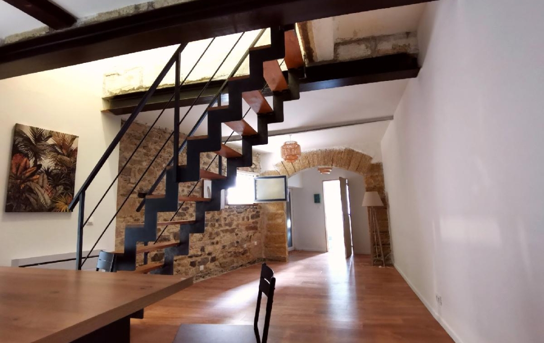 AIGUES-VIVES IMMO : Maison / Villa | GALLARGUES-LE-MONTUEUX (30660) | 82 m2 | 870 &euro; 