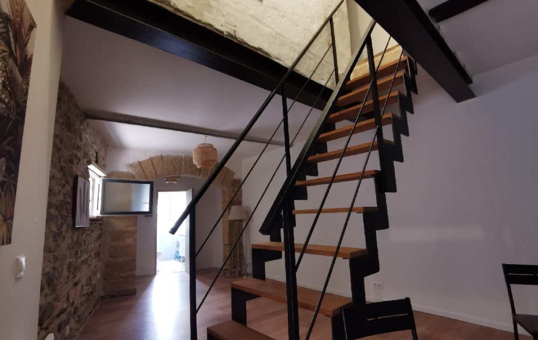 AIGUES-VIVES IMMO : Maison / Villa | GALLARGUES-LE-MONTUEUX (30660) | 82 m2 | 870 &euro; 