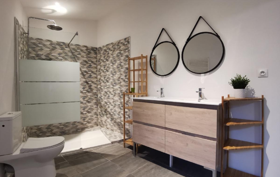 AIGUES-VIVES IMMO : Maison / Villa | GALLARGUES-LE-MONTUEUX (30660) | 82 m2 | 870 &euro; 