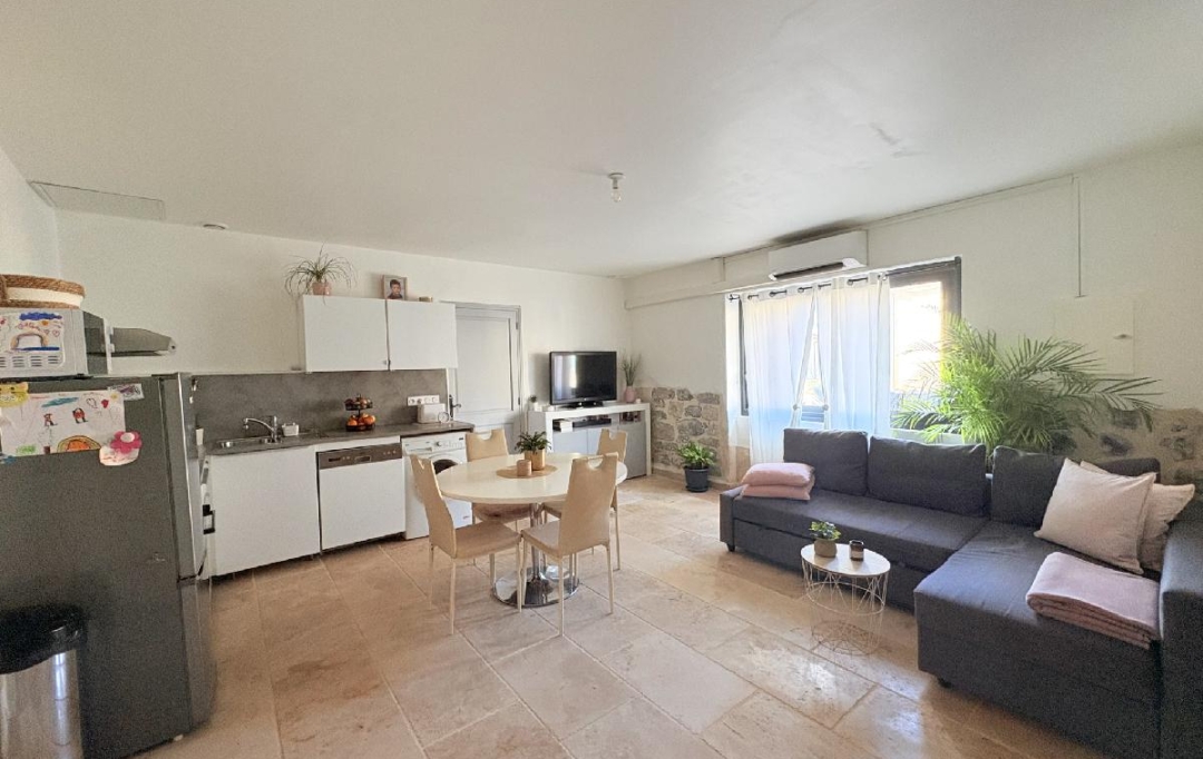 AIGUES-VIVES IMMO : Appartement | VIC-LE-FESQ (30260) | 46 m2 | 580 &euro; 