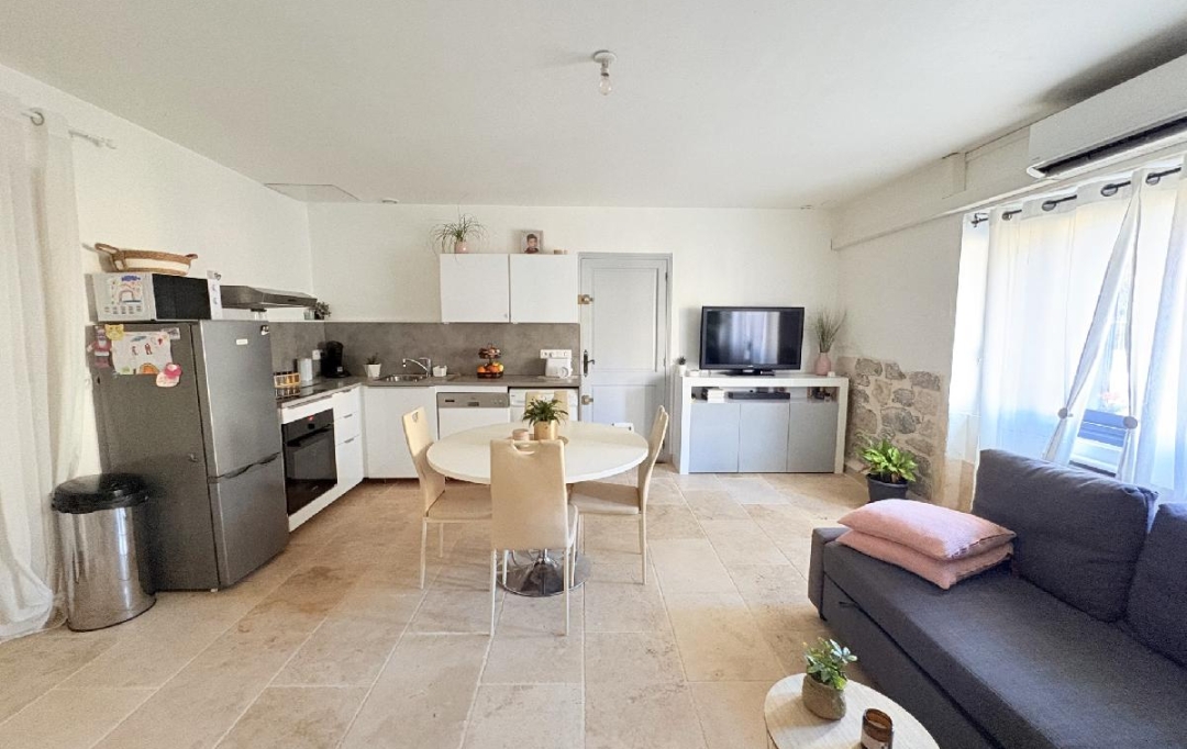 AIGUES-VIVES IMMO : Appartement | VIC-LE-FESQ (30260) | 46 m2 | 580 &euro; 