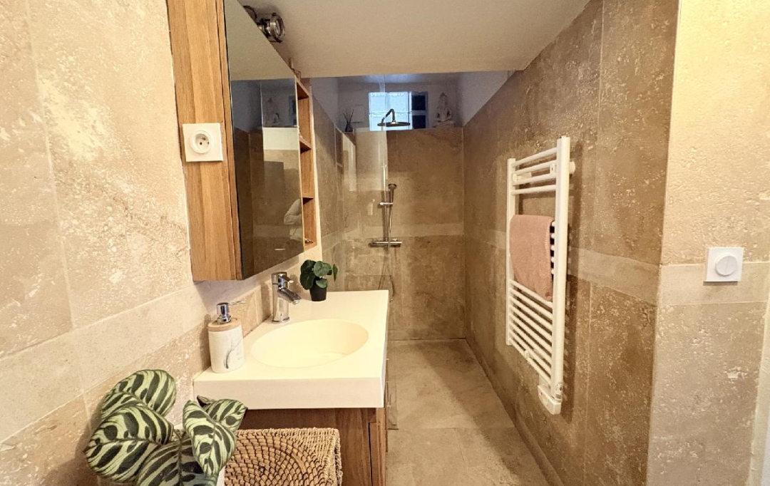 AIGUES-VIVES IMMO : Appartement | VIC-LE-FESQ (30260) | 46 m2 | 580 &euro; 