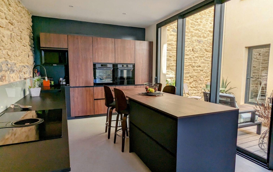 AIGUES-VIVES IMMO : Maison / Villa | GALLARGUES-LE-MONTUEUX (30660) | 180 m2 | 590 000 &euro; 