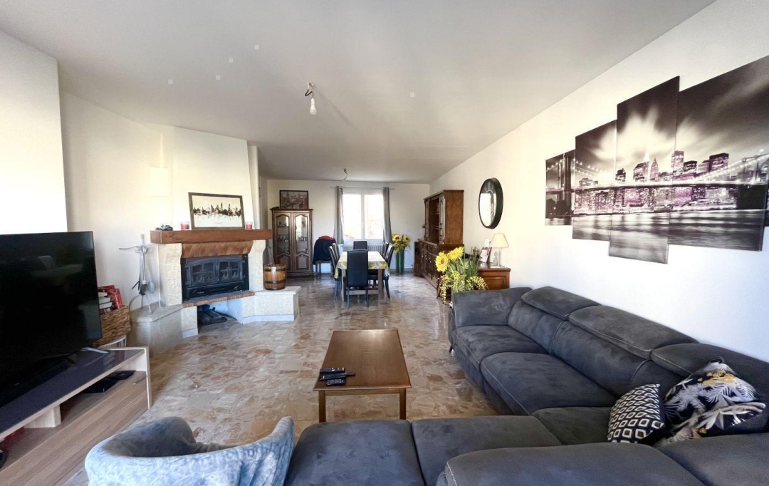 AIGUES-VIVES IMMO : Building | AIGUES-VIVES (30670) | 270 m2 | 499 000 &euro; 