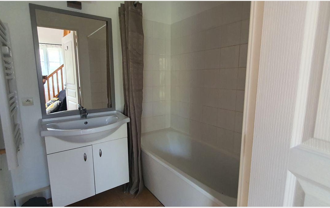 AIGUES-VIVES IMMO : Maison / Villa | GALLARGUES-LE-MONTUEUX (30660) | 35 m2 | 96 000 € 