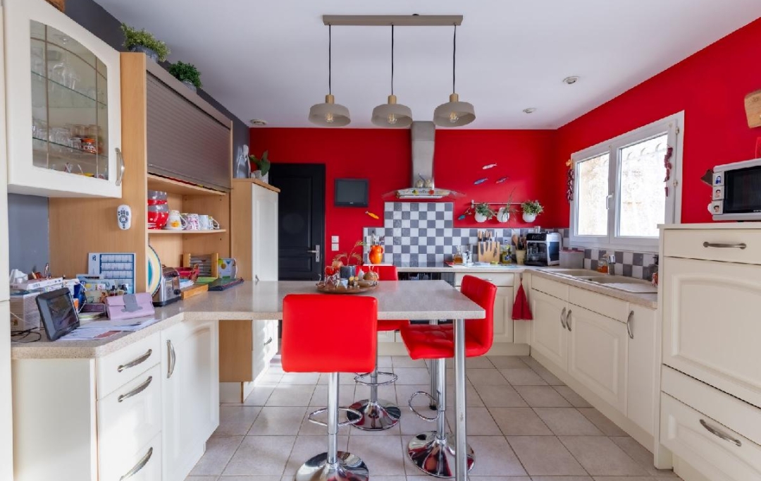 AIGUES-VIVES IMMO : Maison / Villa | GALLARGUES-LE-MONTUEUX (30660) | 113 m2 | 460 000 &euro; 