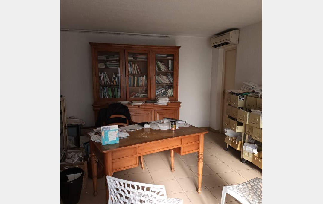 Annonces VAUNAGE : Autres | NIMES (30900) | 43 m2 | 660 &euro; 