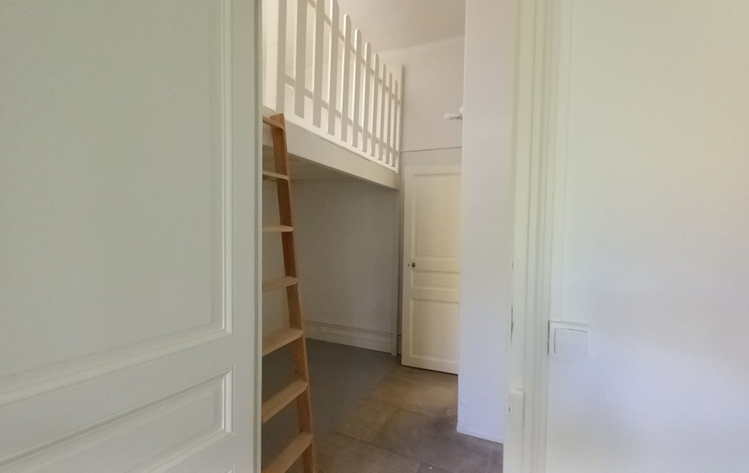 Annonces VAUNAGE : Appartement | NIMES (30900) | 107 m2 | 930 &euro; 