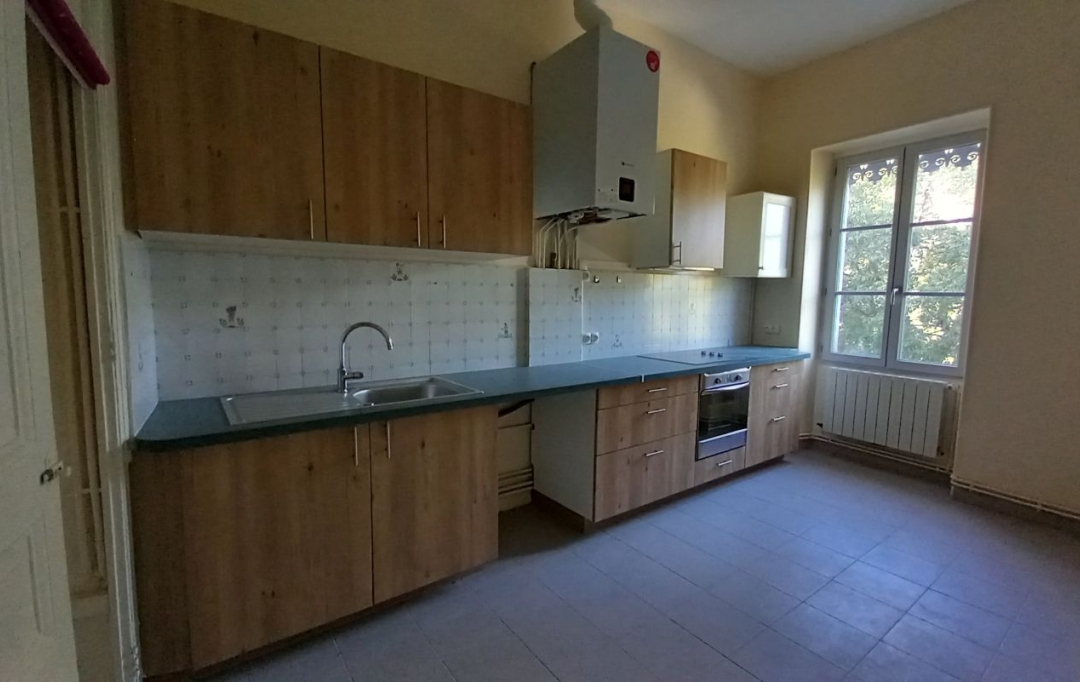 Annonces VAUNAGE : Appartement | NIMES (30900) | 107 m2 | 930 &euro; 