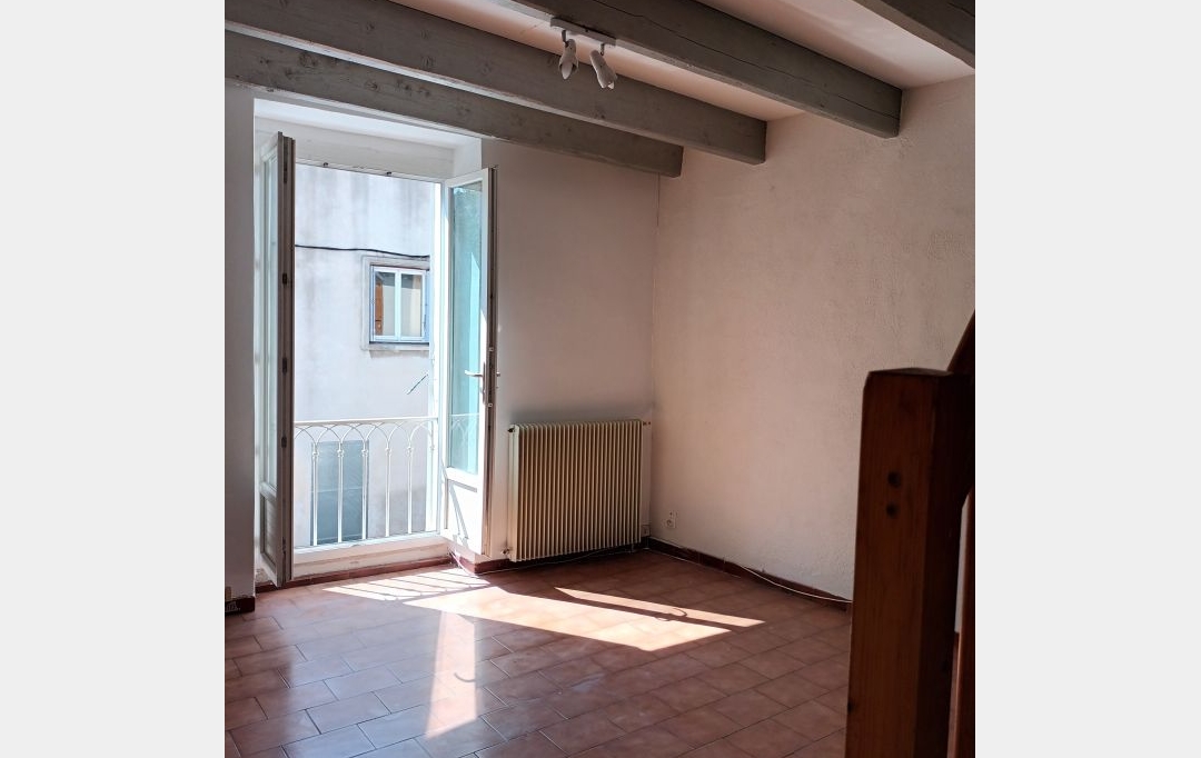Annonces VAUNAGE : Appartement | NIMES (30900) | 37 m2 | 526 &euro; 