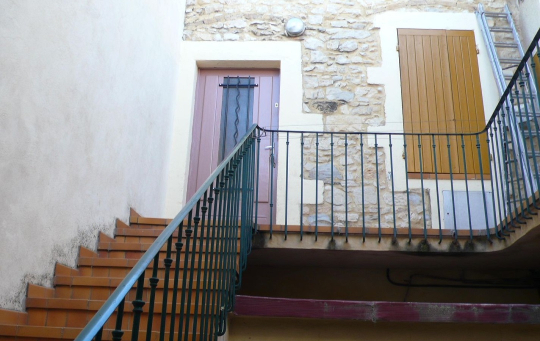 Annonces VAUNAGE : Appartement | NIMES (30900) | 37 m2 | 526 &euro; 