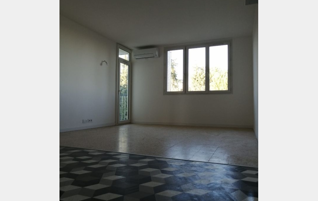 Annonces VAUNAGE : Appartement | NIMES (30900) | 64 m2 | 577 &euro; 