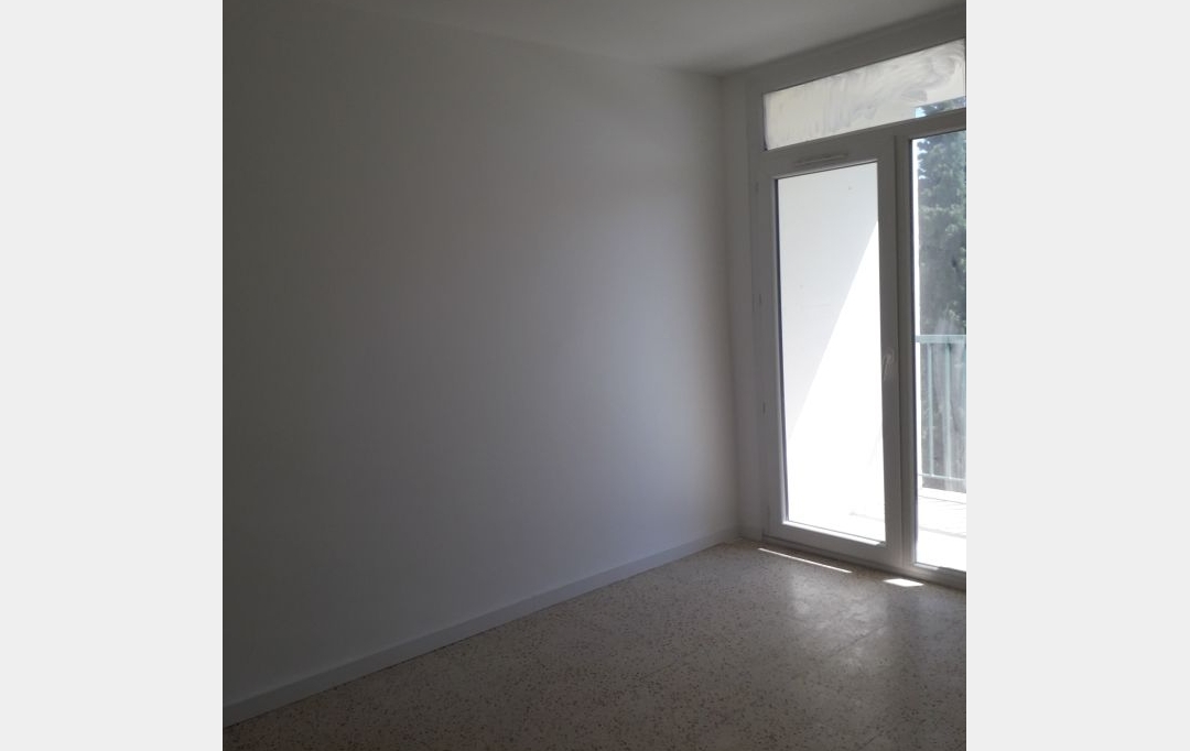 Annonces VAUNAGE : Appartement | NIMES (30900) | 64 m2 | 577 &euro; 