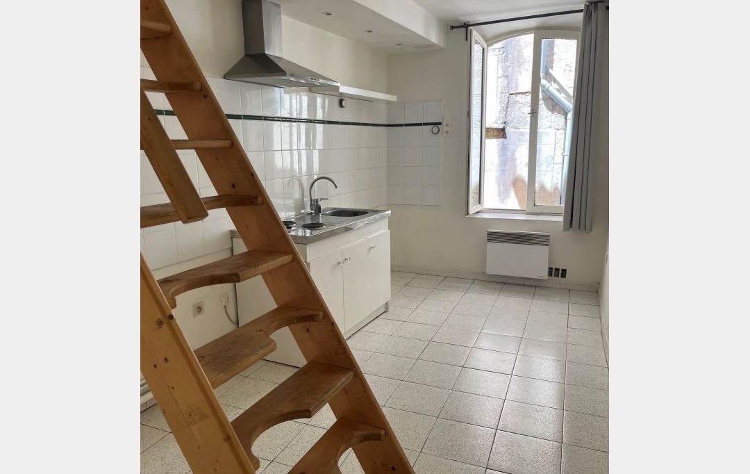 Annonces VAUNAGE : Appartement | NIMES (30900) | 24 m2 | 395 &euro; 