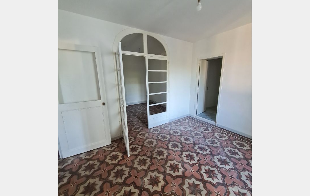 Annonces VAUNAGE : Appartement | NIMES (30900) | 37 m2 | 385 &euro; 