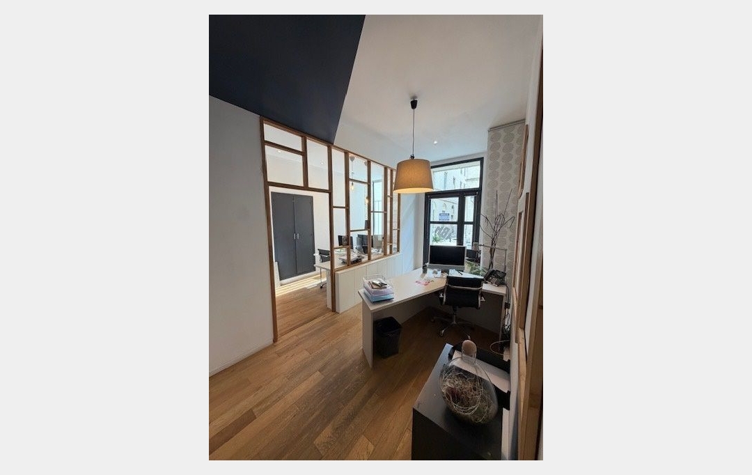 Annonces VAUNAGE : Autres | NIMES (30900) | 78 m2 | 1 600 &euro; 