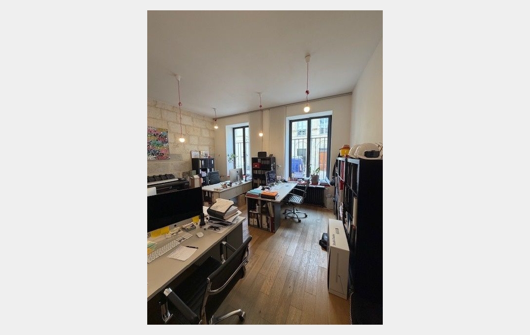 Annonces VAUNAGE : Autres | NIMES (30900) | 78 m2 | 1 600 &euro; 