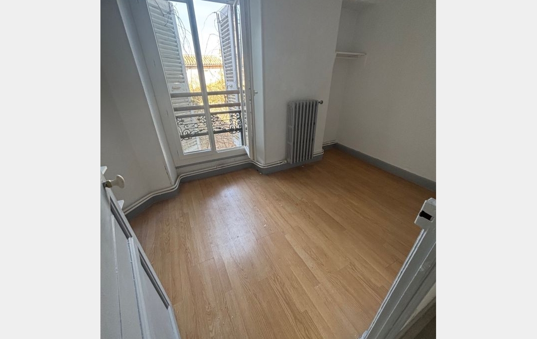 Annonces VAUNAGE : Appartement | NIMES (30900) | 120 m2 | 930 &euro; 